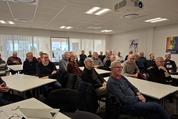 Äntligen dags för våra uppskattade tisdagsträffar.
