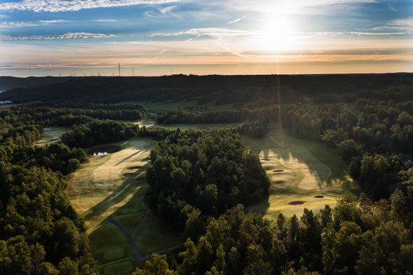 Banorna är öppna, välkommen till en ny golfsäsong!