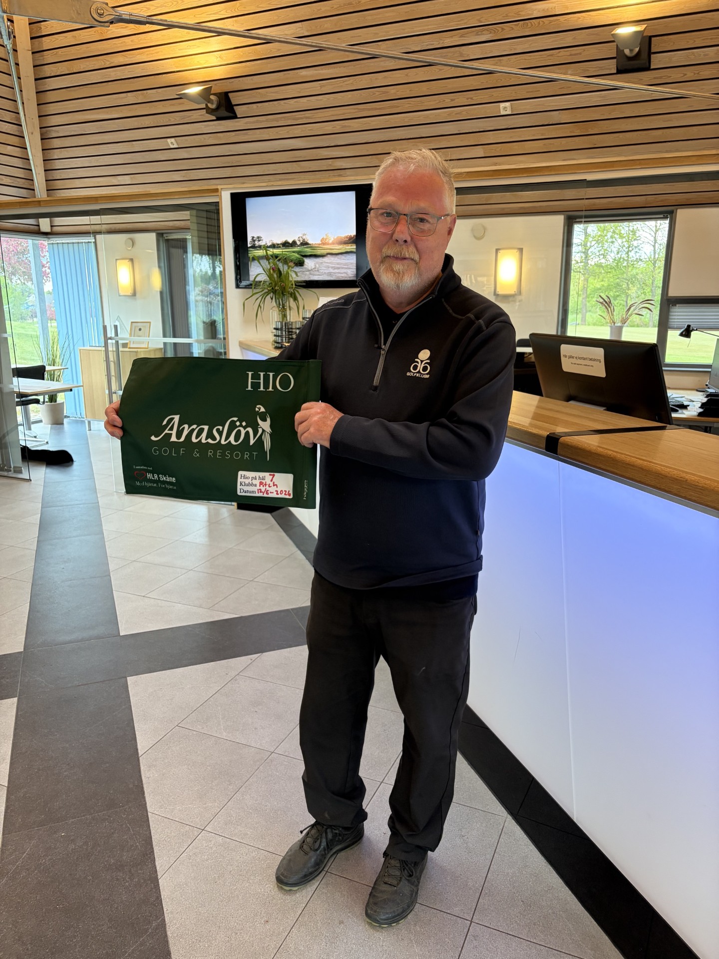 Hasse Bäckmasn Hole In One