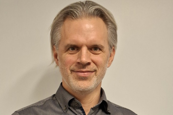 En företagarresa genom teknikskiften från NMT till AI