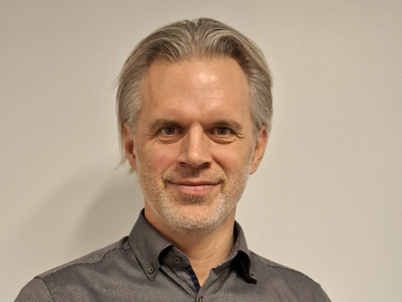 En företagarresa genom teknikskiften från NMT till AI