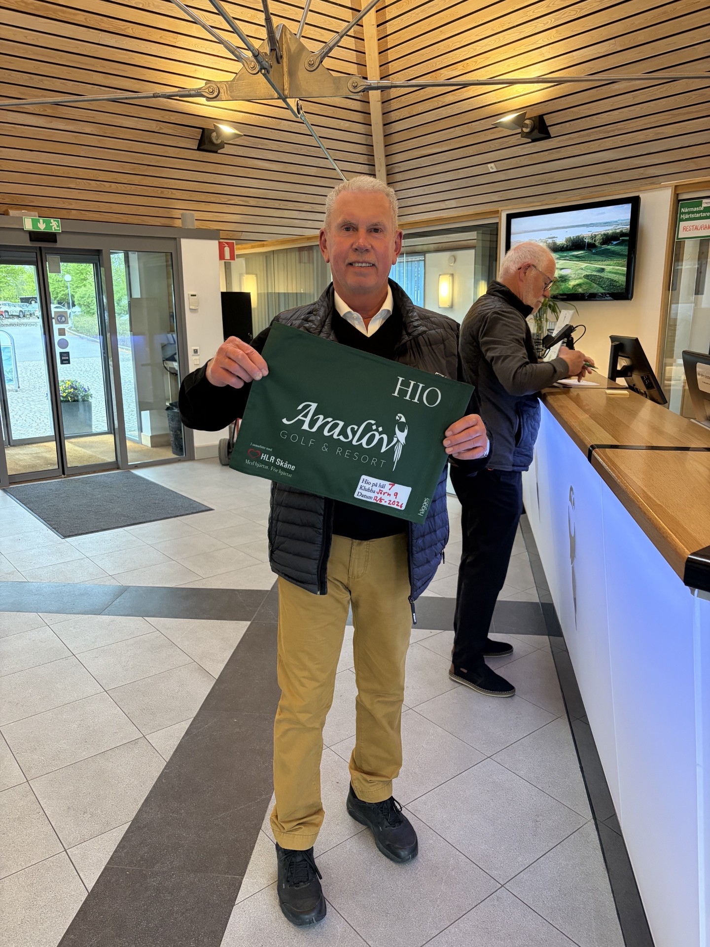 Lars-Åke Fredriksson, Hole In One